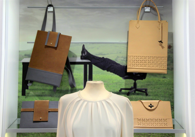 Elysian ruha a laptopnak is