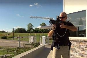 Drónelfogás DroneDefender használatával