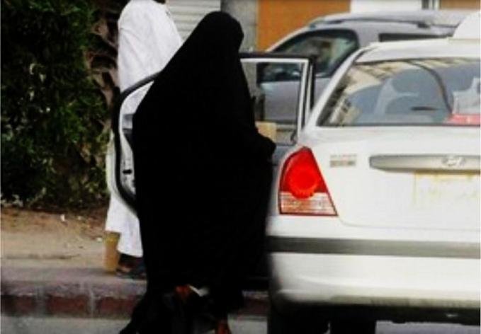 Hátsó ülésre a szaudi asszonyt Courtesy AP A szaud-arábiai királyság PIF (Public Investment Fund) befektetési alapja az alternatív személyszállítás szeretve gyűlölt Uber cégébe 3 és fél milliárd dollárral száll be.