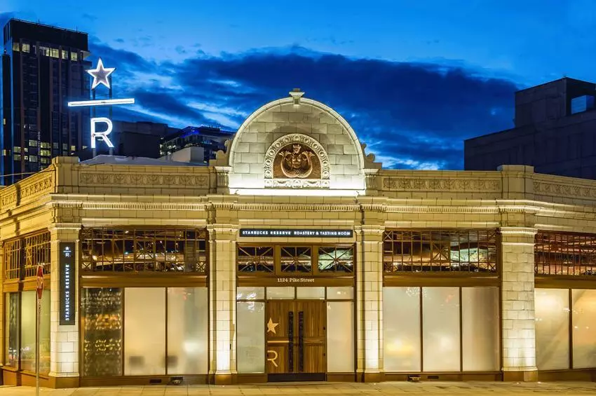 Starbucks Reserve Kávépörkölő Tokióban