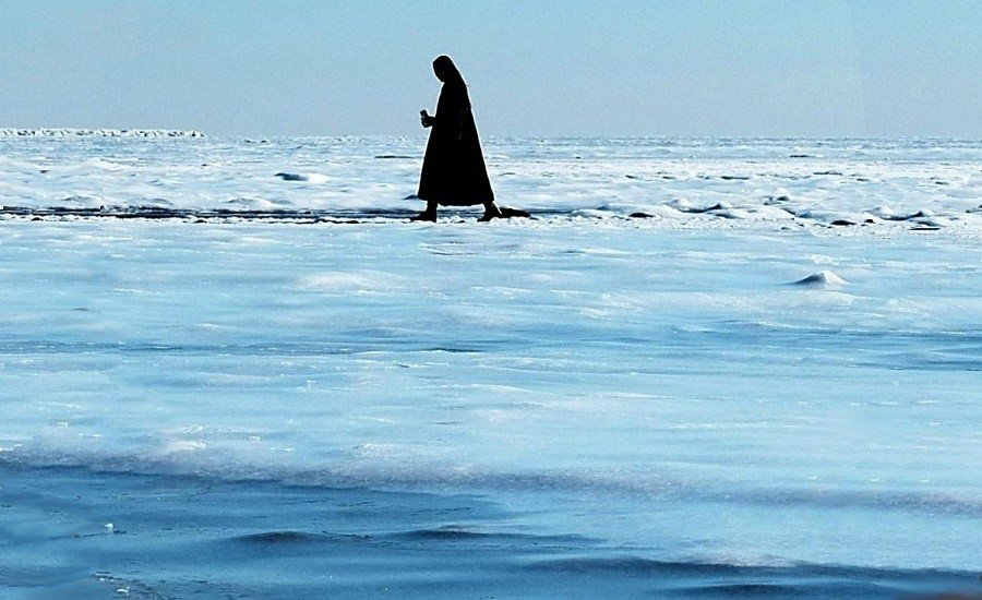 Befagyott a Niagara 2 Atlanti ocean 2018 januar Befagyott a Niagara vízesés és hó alatt Hawaii, a napfény szigete. A szaharai félméteres hó elolvadt Algériában, az USA még mindig a fagy szorításában várja az ítéletidő végét.