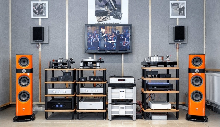 Pro-Ject lemezjátszó Artist Collection sorozat 6 Audiocentrum HU Pro-Ject lemezjátszó Artist Collection sorozat lett az osztrák gyártó palettáján a legújabb széria neve. A lemezjátszó-család féltucat különféle emblémázott modellből áll össze.