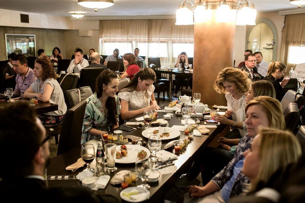 Omnia, ami 50 éve összehoz minket 4 50 éves Omnia születésnapi aromazsúr a Dunapark Kávéházban