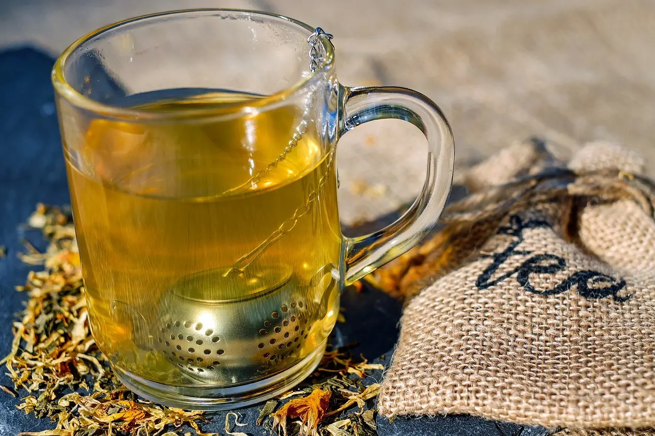 Paula Grainger & Karen Sullivan – Csodateák 6 kakukkfu tea Csodateák ... Nem tudom, hogy ismerek-e olyan embert, aki ne szeretne teázni. Mert teázni - bármilyen formában - általában mindenki szeret.