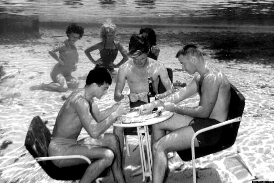 Bruce Mozert vizalatti poker Poker in Water - csobbanás és nyerés a közelgő forró nyár közepette, van ennél jobb dolog a világon?