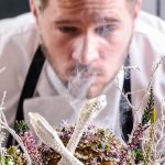 Szell Tamas Sztárséfekkel, exkluzív helyszínen, különleges kínálattal várja a hazai minőségi gasztronómia szerelmeseit a Séf Fesztivál Tihanyban