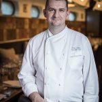 Varju Viktor Sztárséfekkel, exkluzív helyszínen, különleges kínálattal várja a hazai minőségi gasztronómia szerelmeseit a Séf Fesztivál Tihanyban