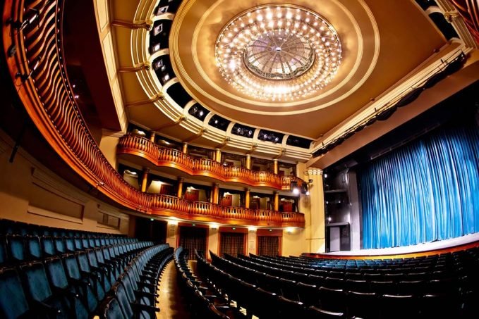 Az Illatszertár a Tháliában