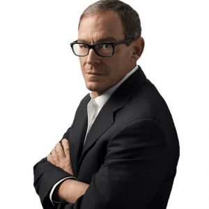 Daniel Silva Az uj lany szerzoje Daniel Silva Az új lány könyvismertető nem kezdődhet másképpen, mint műfaj megjelöléssel. Kém sztori.
