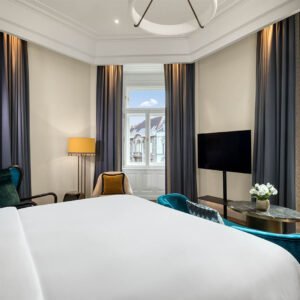 Erzsebet Hid Suite Matild Palota Luxury Collection Hotel Budapest Lerántjuk a leplet képekben a Matild Palota MKV DESIGN által tervezett impozáns tereiről!