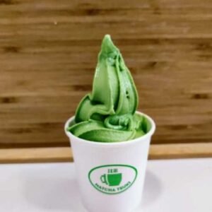 Két hely, ahol minden a matcháról szól 5 Matcha Tsuki 6 Latte, limonádé, fagyi, sajttorta – klasszikus finomságok, amiket már „matchásítva” is megkóstolhatunk a főváros két pontján.
