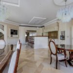 Magyarorszagon a legdragabb haz gyonyoru csillarokkal Ház vásárláshoz néha jól jön egy lottó ötös. Legutóbb a 31. játékhéten volt telitalálat az ötöslottón Magyarországon.