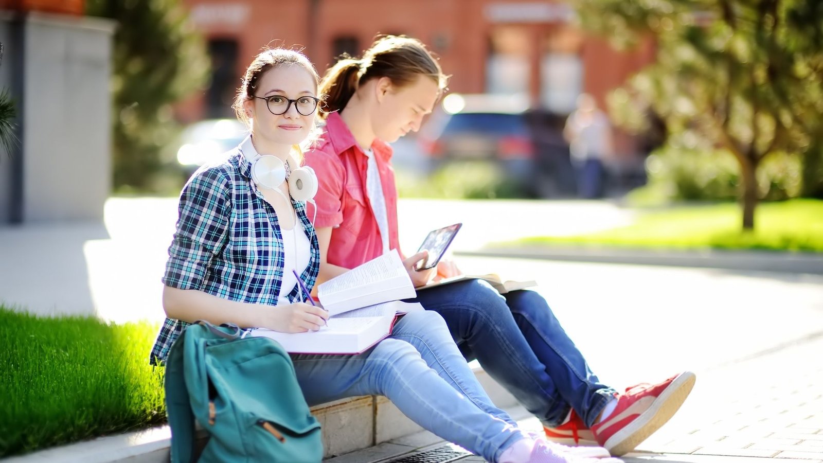 Amerikai nyár az első 145 sikeresen jelentkező egyetemistának ingyen 2 "Amerikai nyár" ösztöndíj pályázat