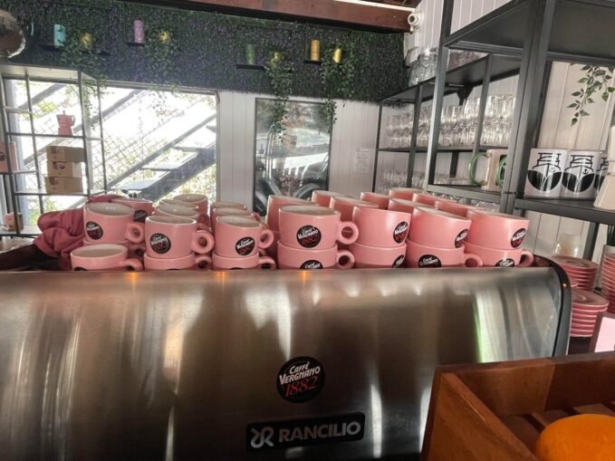 Women in Coffee – rózsaszín csésze, valódi változás