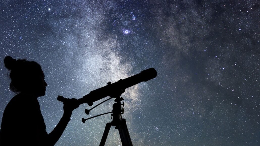 tavcsovel vizsgald az eget A nyár végi égbolt egyik legizgalmasabb eseménye minden évben a Perseidák meteorraj érkezése.