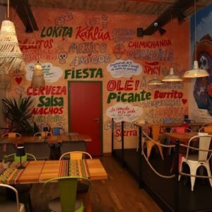 calavera faldekoracio Új mérföldkőhöz érkezett Újpest gasztronómiai élete: a Központ Bisztró és testvérhelye, a Calavera az Eventrend Group üzemeltetésében működik tovább.