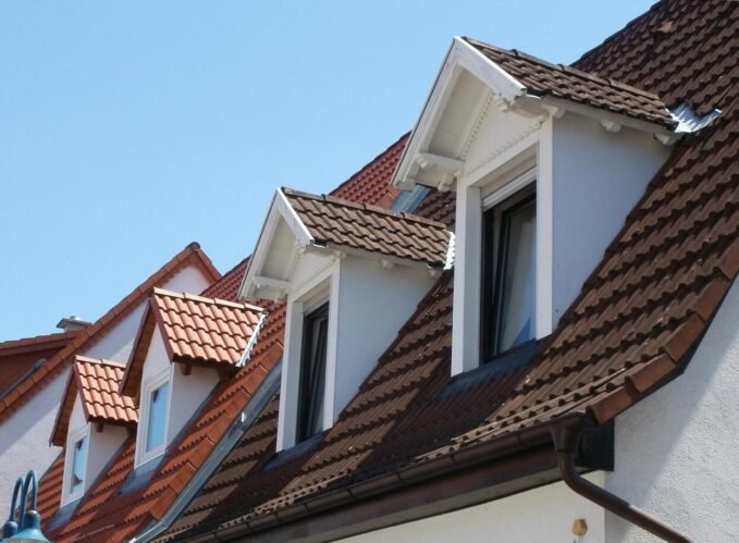 Zsindely előtetők: stílus és praktikum a terasztetők között